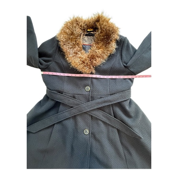 Steve Madden Black Dress Coat Button Front Tie Waist Faux Fur Collar - Size 2X - Picture 8 of 11